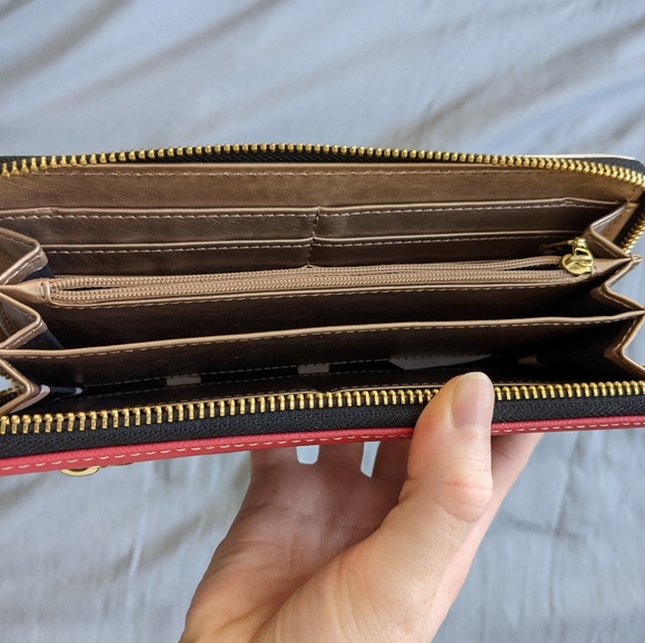 Anne Klein statement clutch - Picture 2 of 4